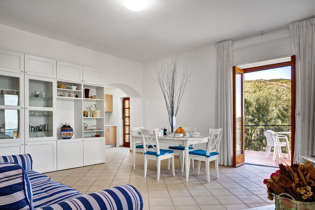 Matisse Nerano By Gocce Lejlighed Marina del Cantone Værelse billede